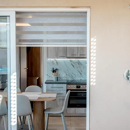 Apartman Magic View Áno Yerakaríon